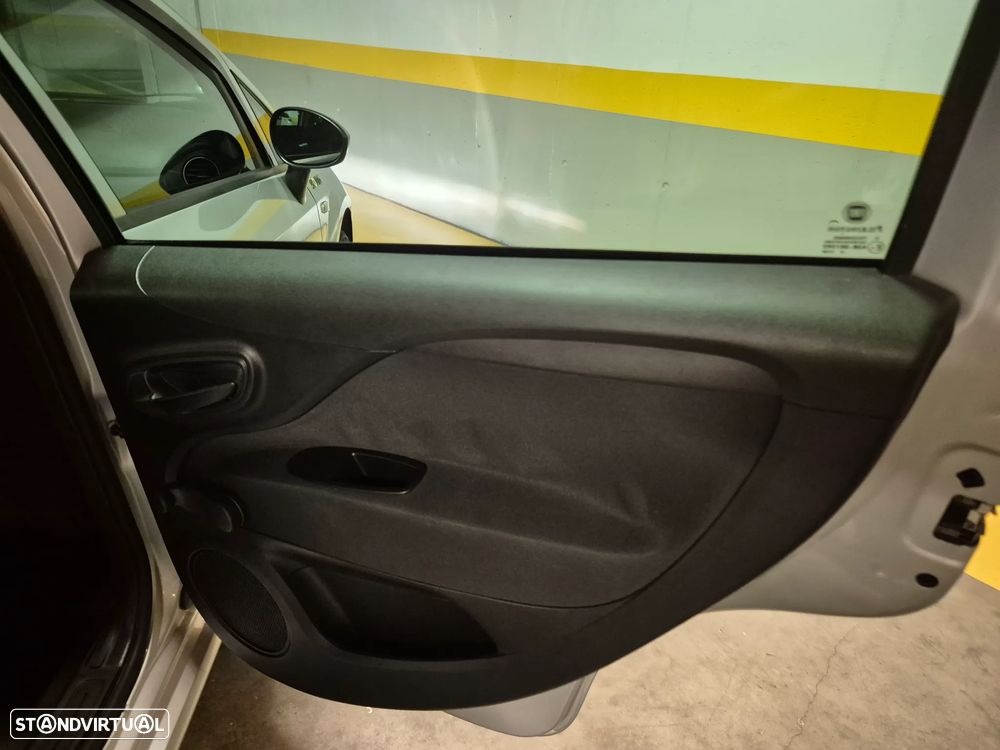 Fiat Punto 1.2 Young II S&S - 35