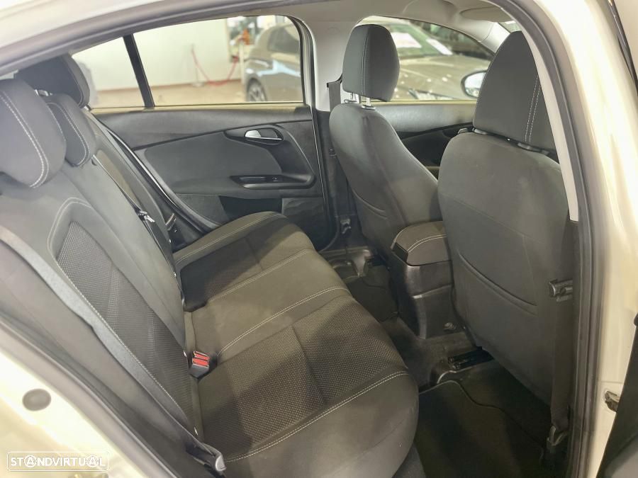 Fiat Tipo 1.3 MultiJet Life - 27