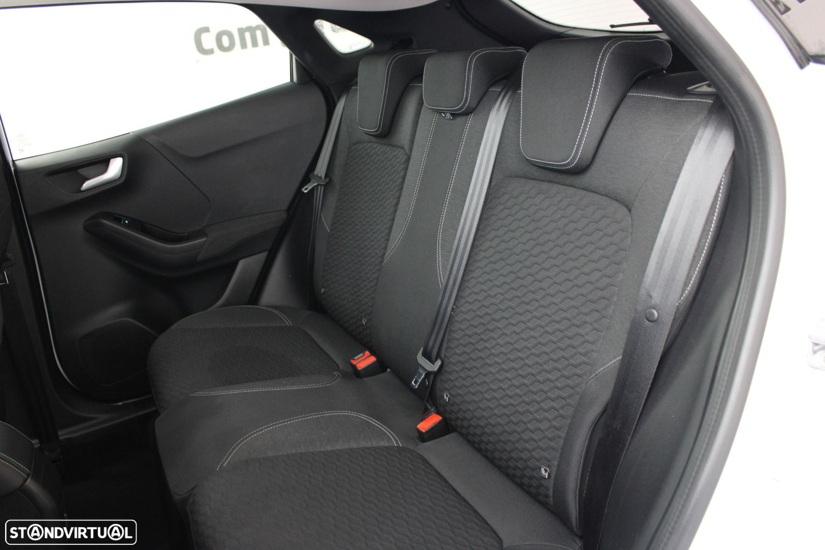 Ford Puma 1.0 EcoBoost MHEV Titanium Aut. - 27