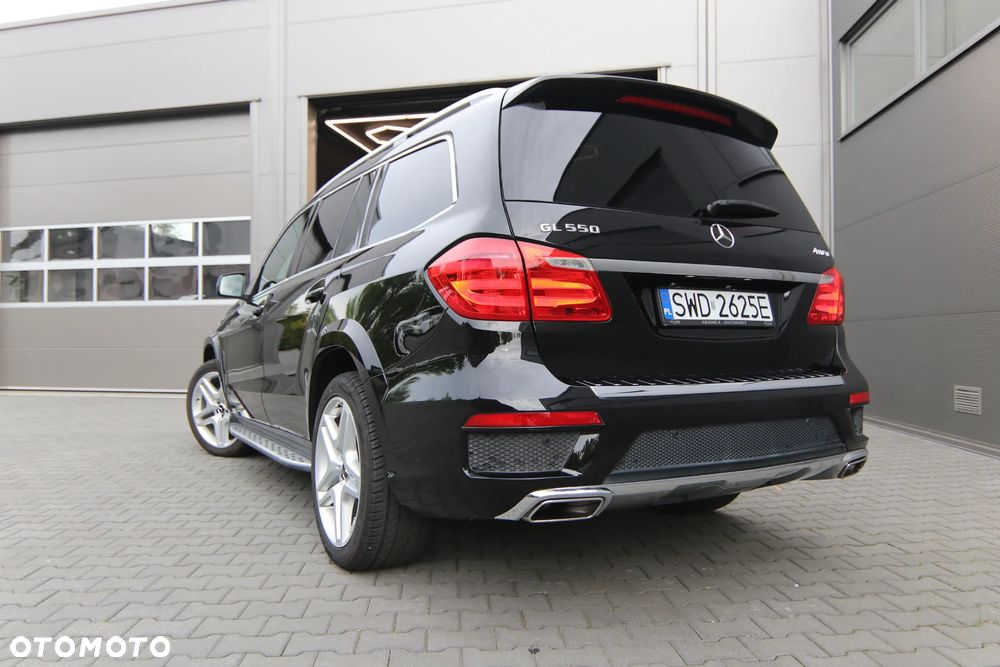 Mercedes-Benz GL - 14
