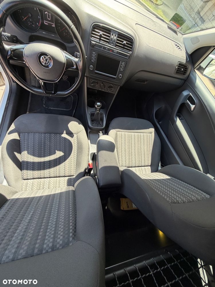 Volkswagen Polo 1.4 TDI Comfortline - 8