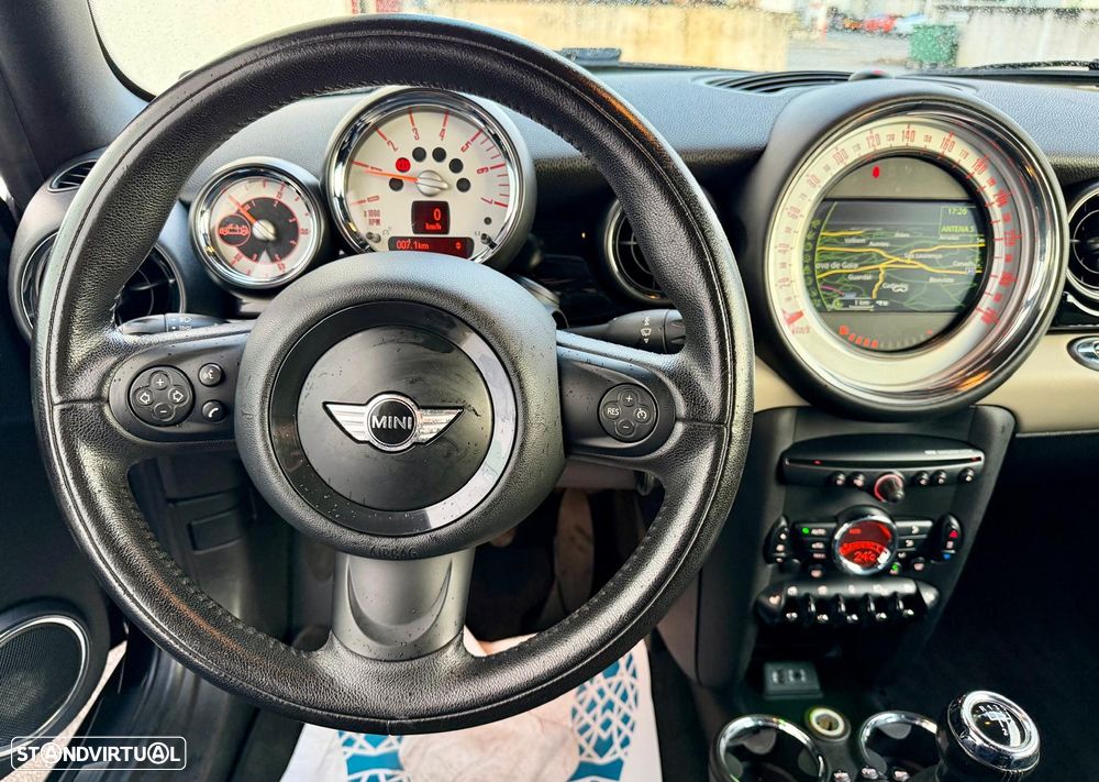 MINI Cabrio Cooper D - 19