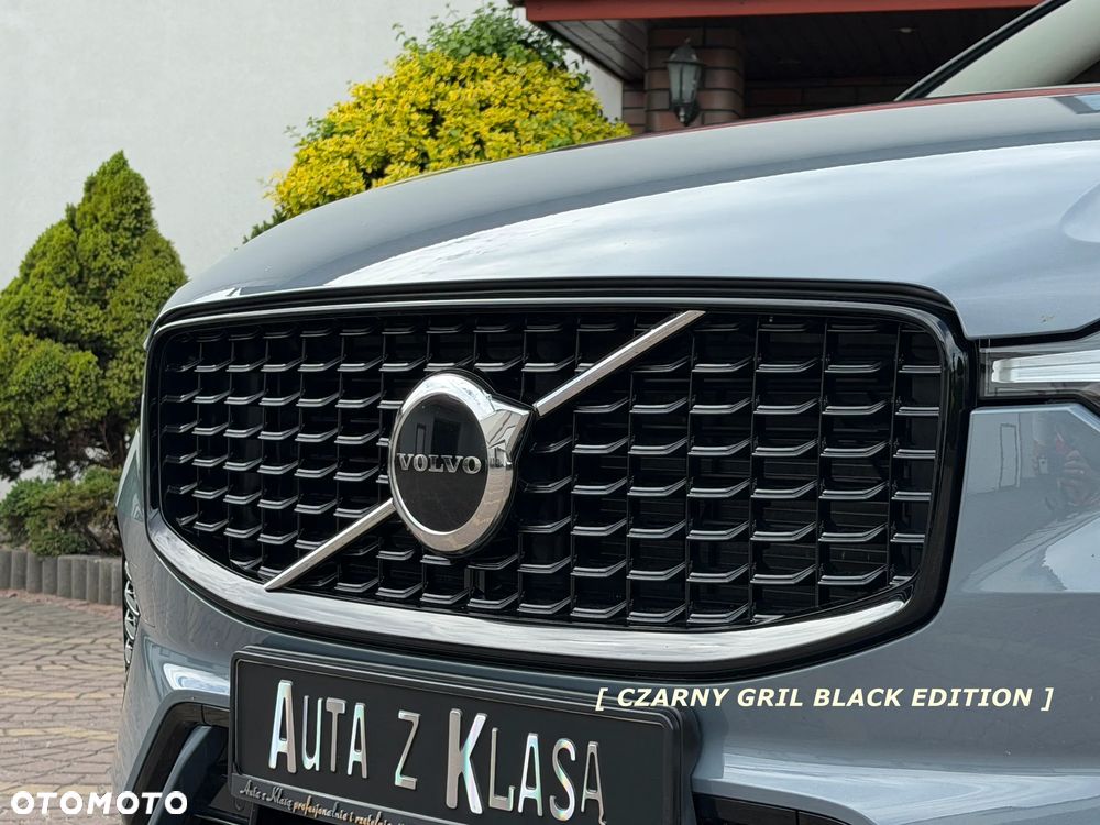 Volvo XC 60 B4 D AWD Plus Dark - 37