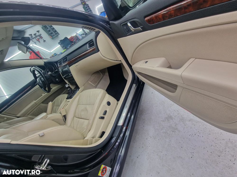 Skoda Superb 2.0 TDI Ambition DSG - 14