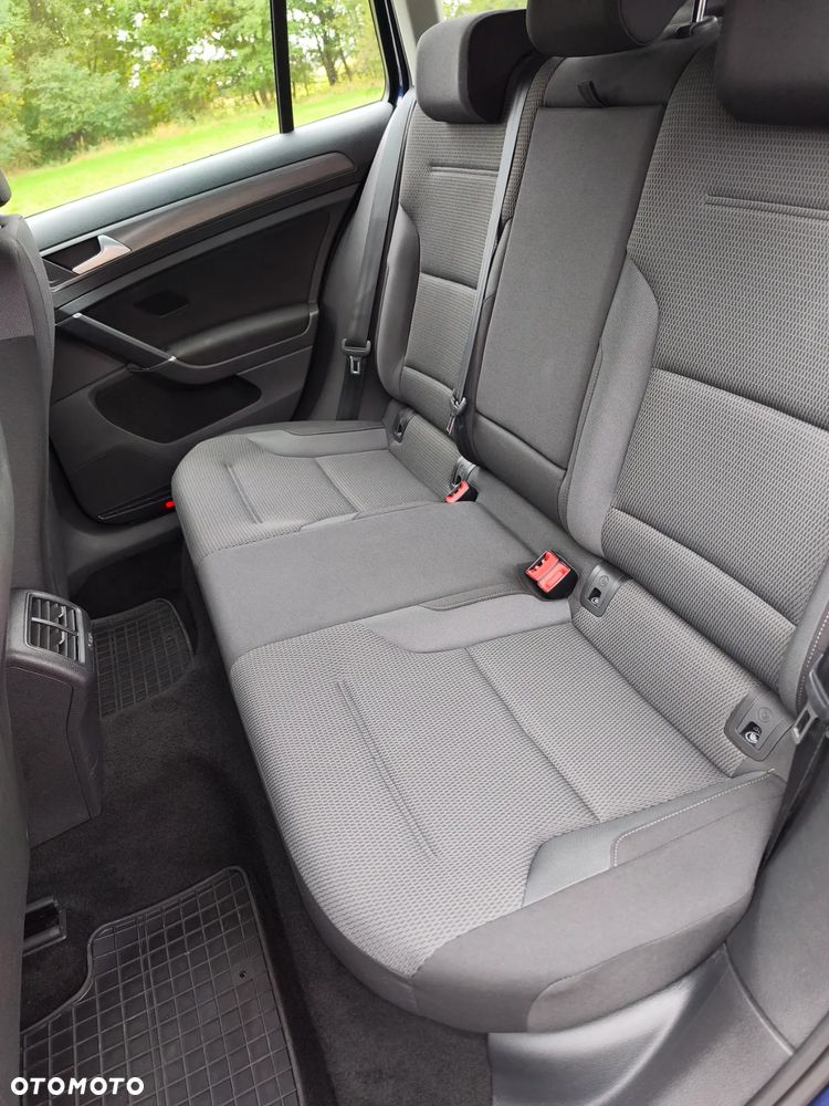 Volkswagen Golf VII 1.5 TSI BMT Evo Comfortline - 11