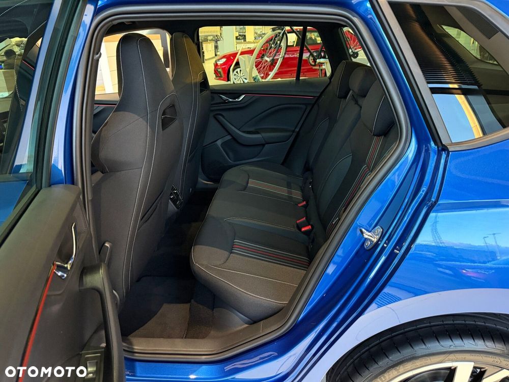 Skoda Kamiq 1.5 TSI Monte Carlo DSG - 13