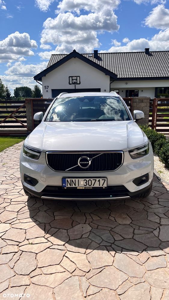Volvo XC 40 D4 AWD Geartronic Momentum Pro - 18