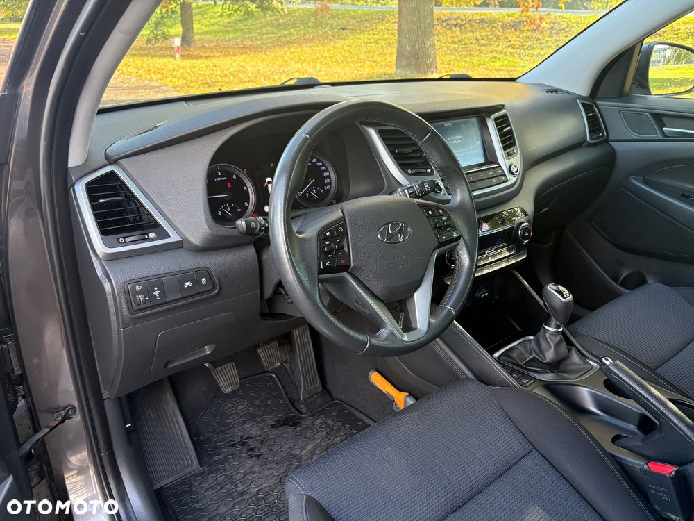 Hyundai Tucson 2.0 CRDI BlueDrive Comfort 2WD - 14