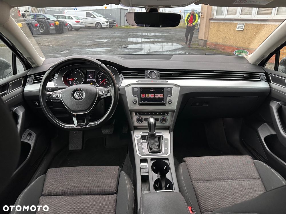 Volkswagen Passat 2.0 TDI DSG (BlueMotion Technology) Trendline - 8