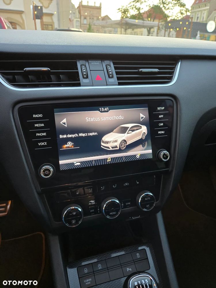 Skoda Octavia 2.0 TSI RS Challenge 245 - 4