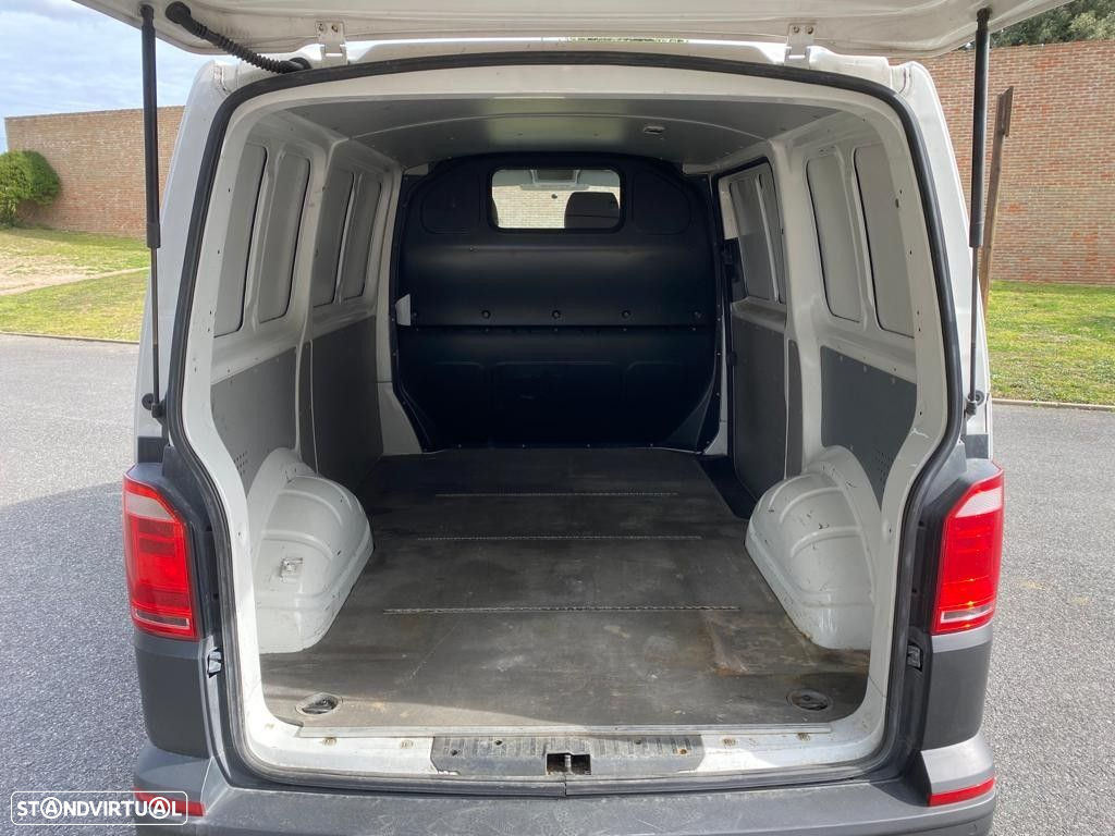 VW Transporter 2.0 TDI BM Extra AC - 9