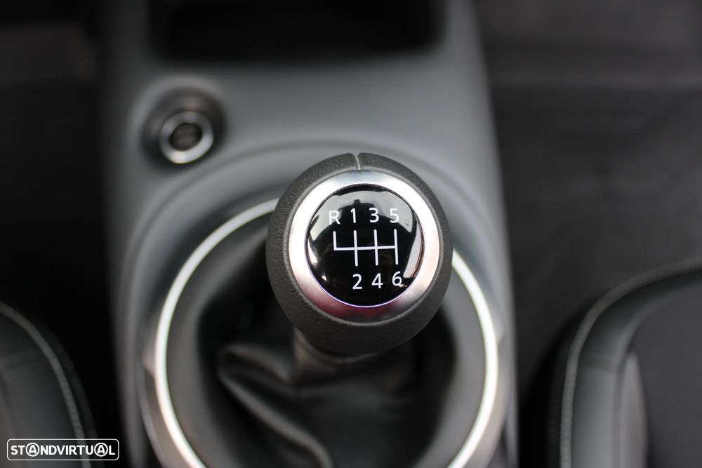 Nissan Juke 1.0 DIG-T Tekna - 41