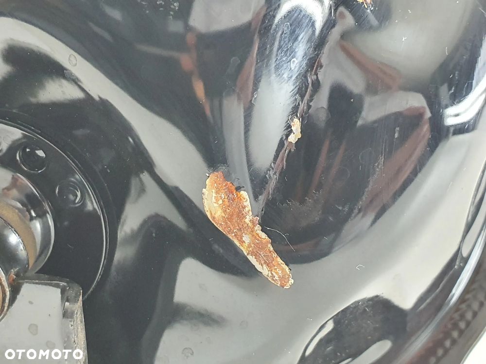 ZBIORNIK PALIWA BAK  YAMAHA XSR 125 - 22