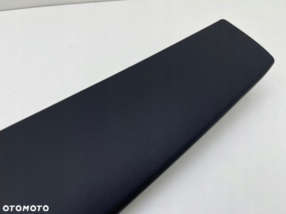 VOLVO V90 OSŁONA LISTWA TYLNEJ KLAPY 31426778 - 4