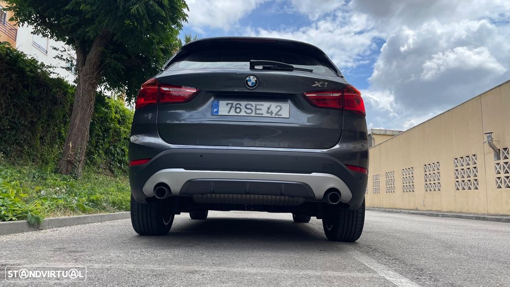 BMW X1 20 d sDrive Auto Line Sport - 12