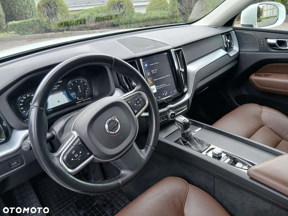 Volvo XC 60 T6 GPF AWD Inscription - 11