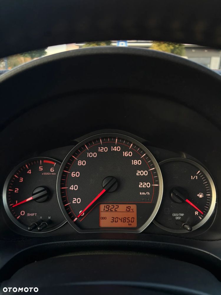 Toyota Yaris 1.4 D-4D Luna - 6