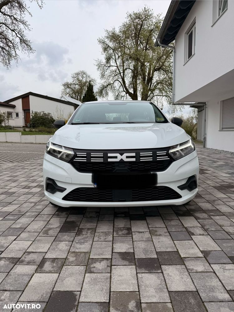 Dacia Sandero TCe 90 Essential - 1