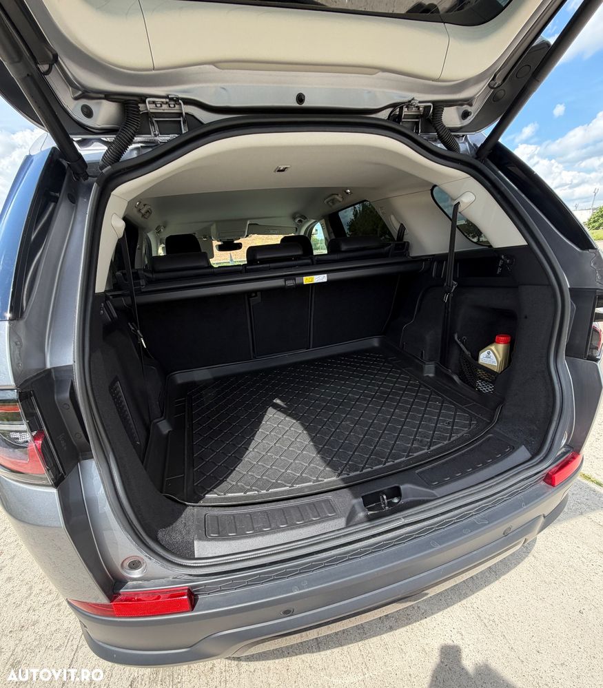 Land Rover Discovery Sport 2.0 D150 MHEV SE - 11