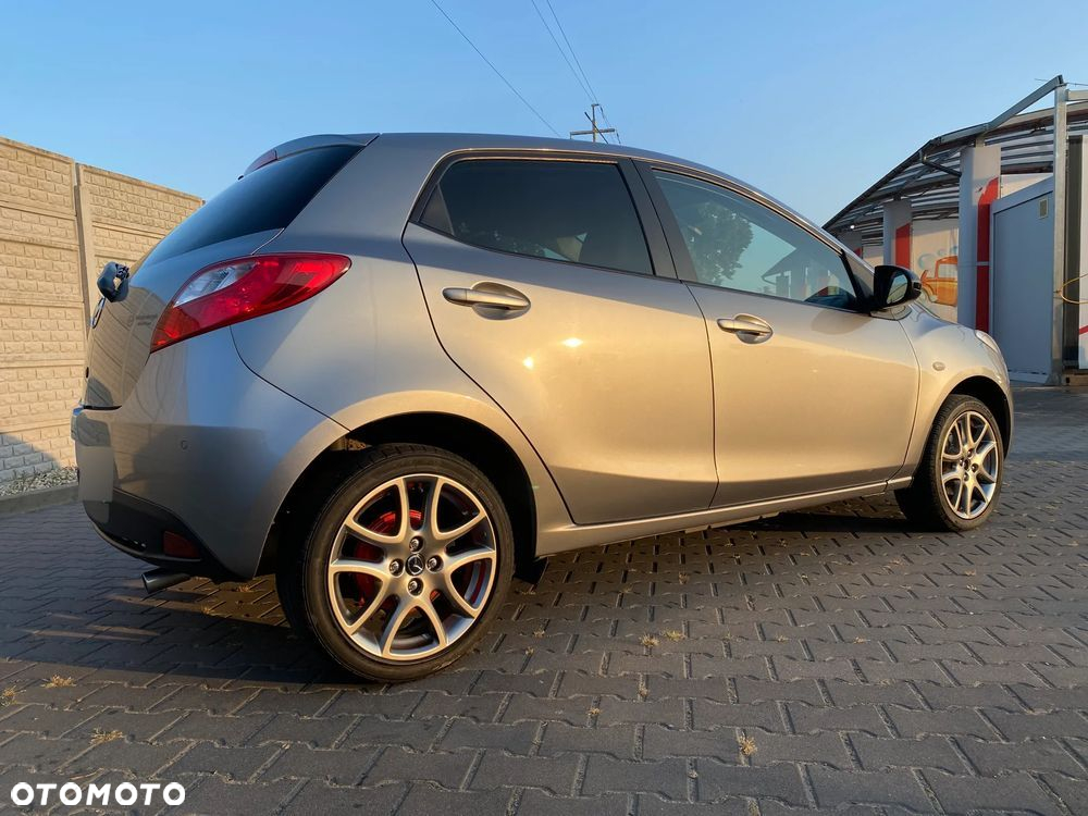 Mazda 2 1.3 Exclusive + - 14