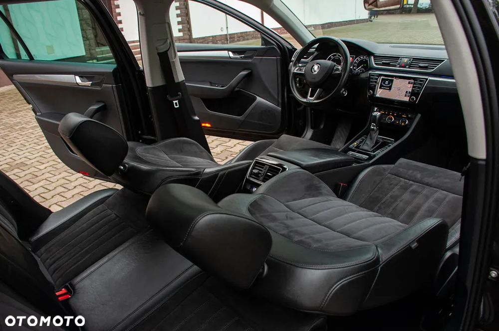 Skoda Superb 2.0 TDI 4x4 DSG Premium Edition - 20