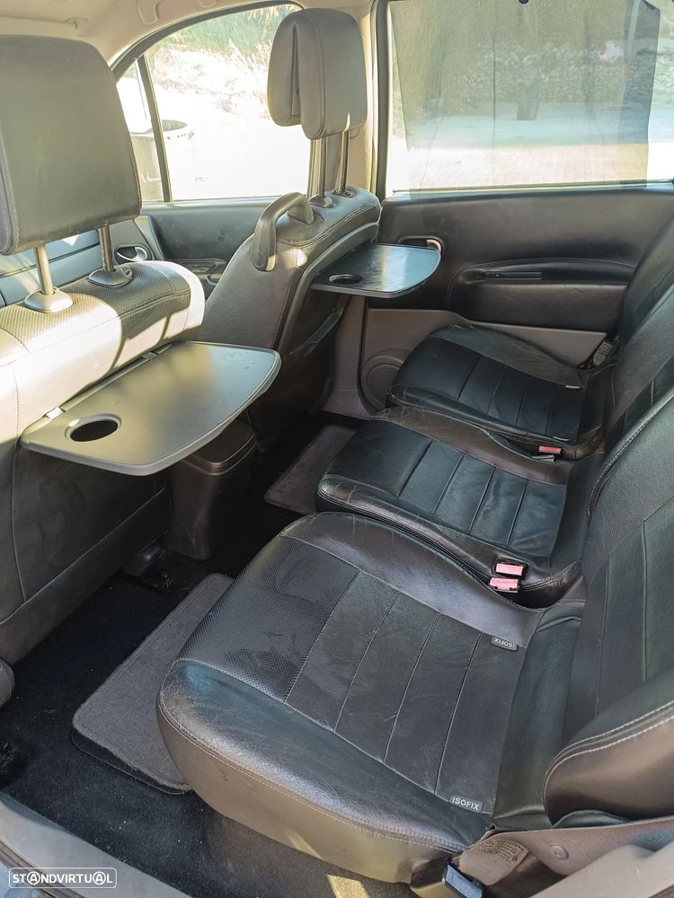 Renault Scénic 1.5 dCi Privilège Luxe - 16