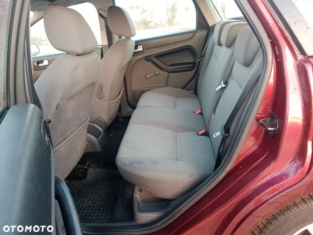 Ford Focus 2.0 TDCi Trend - 5