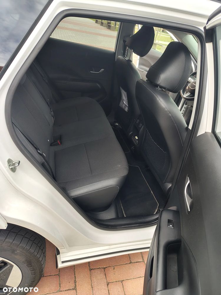 Hyundai Kona 65kWh Executive - 13