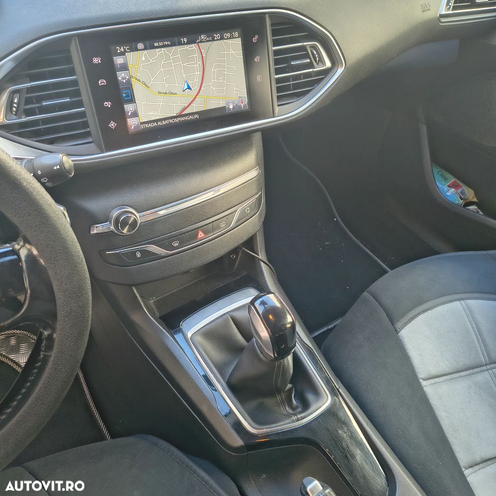 Peugeot 308 e-HDi FAP 115 Stop&Start Access - 4