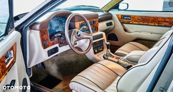 Aston Martin Virage - 9