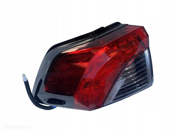 Toyota RAV-4 | Rav4 V Lewa Lampa Tył - 1