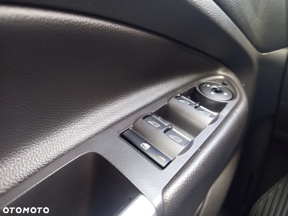 Ford Kuga 2.0 TDCi FWD Edition - 15
