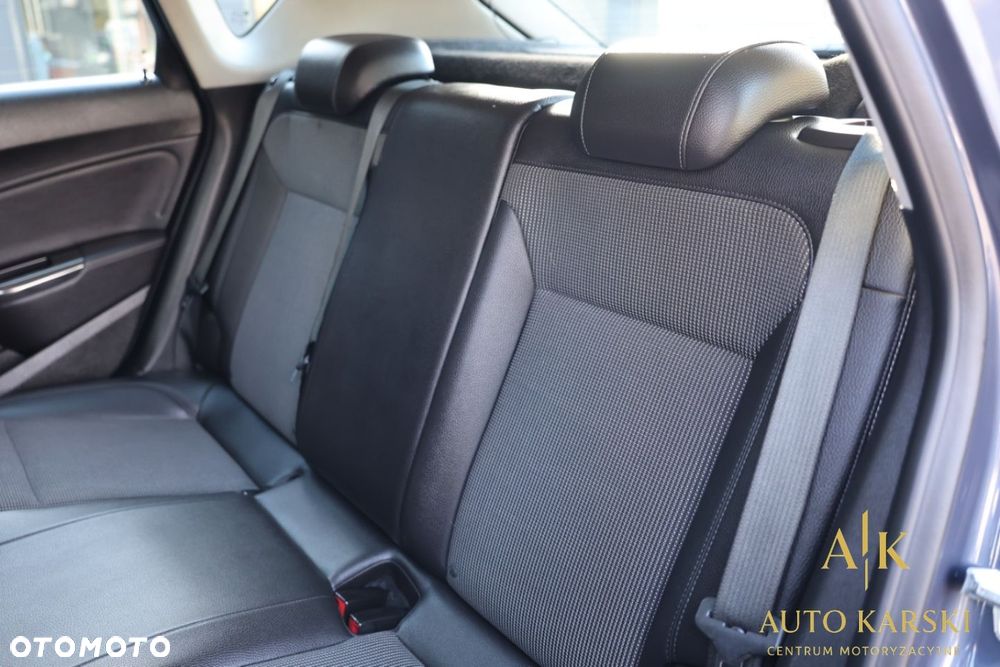 Opel Astra - 32