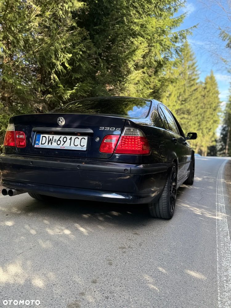 BMW Seria 3 330d - 8