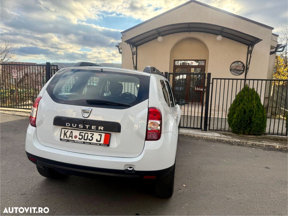 Dacia Duster 1.6 SCe Essential - 7