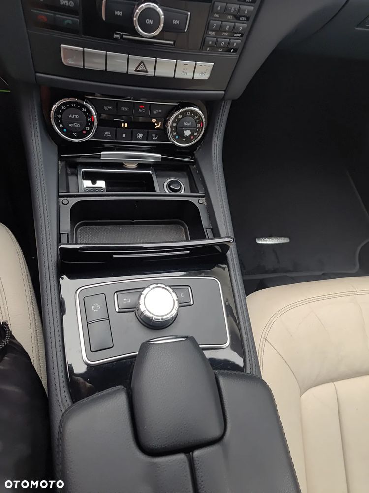 Mercedes-Benz CLS 350 BlueTEC 7G-TRONIC - 33