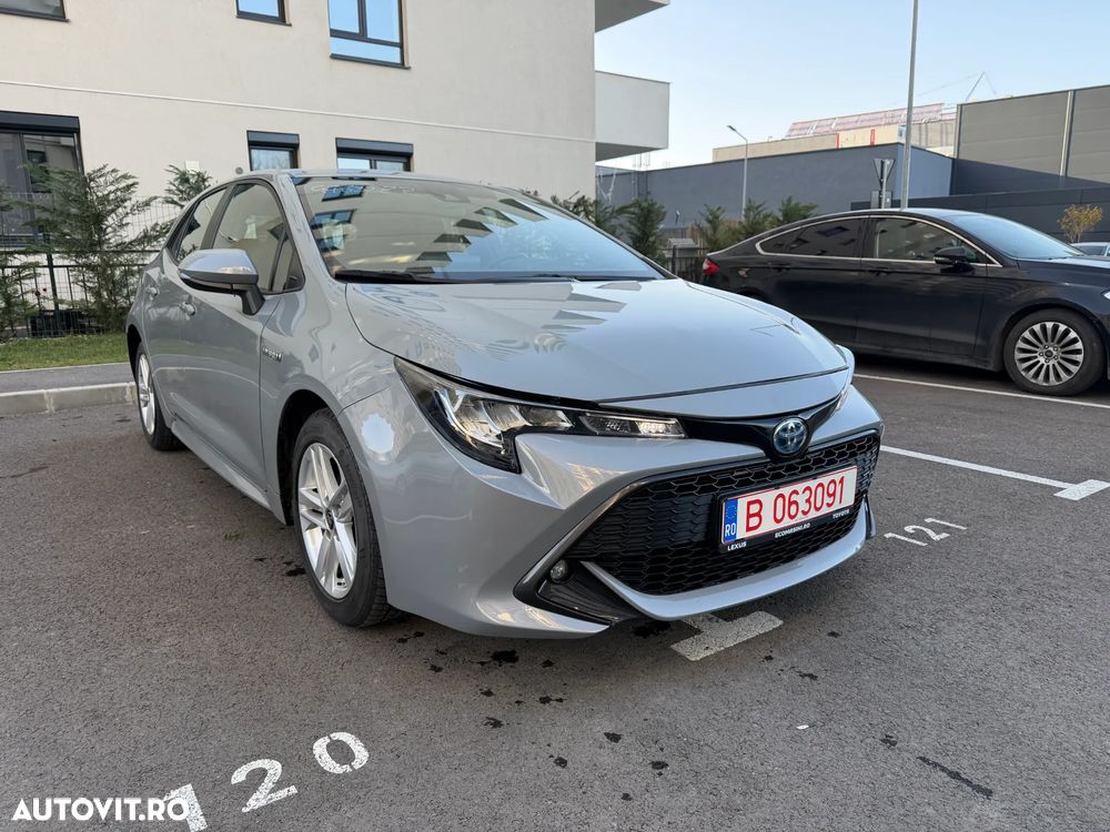 Toyota Corolla 1.8 HSD Business - 3