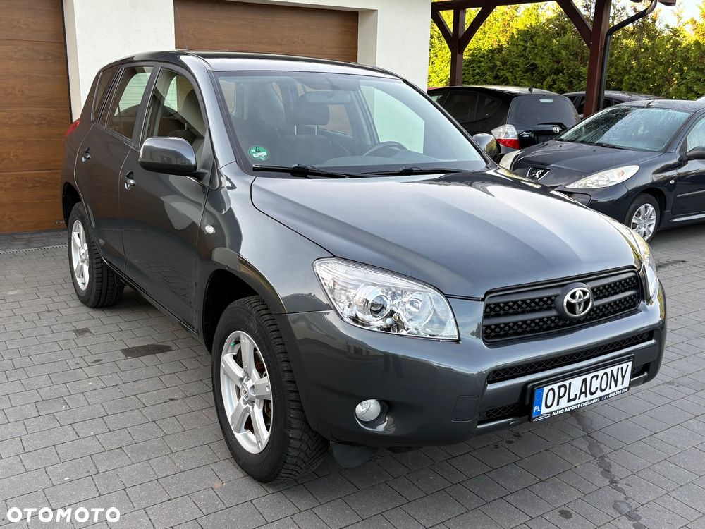Toyota RAV4 - 9