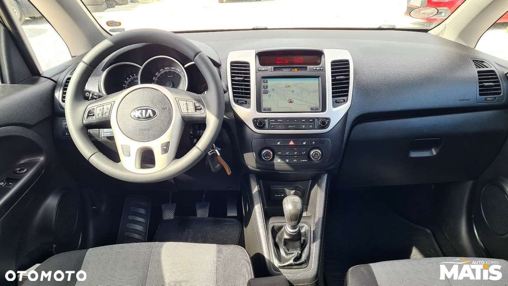 Kia Venga - 31