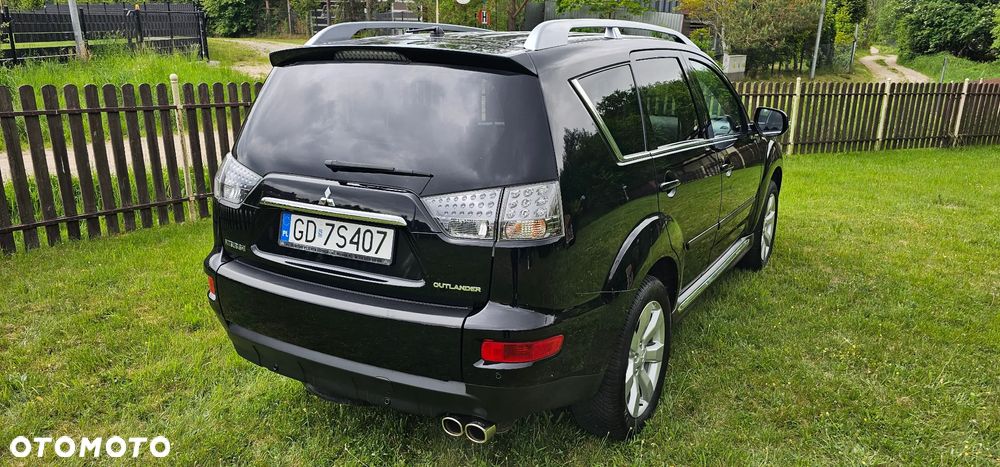 Mitsubishi Outlander 2.0 Intense NAVI 2WD EU5 CVT - 12