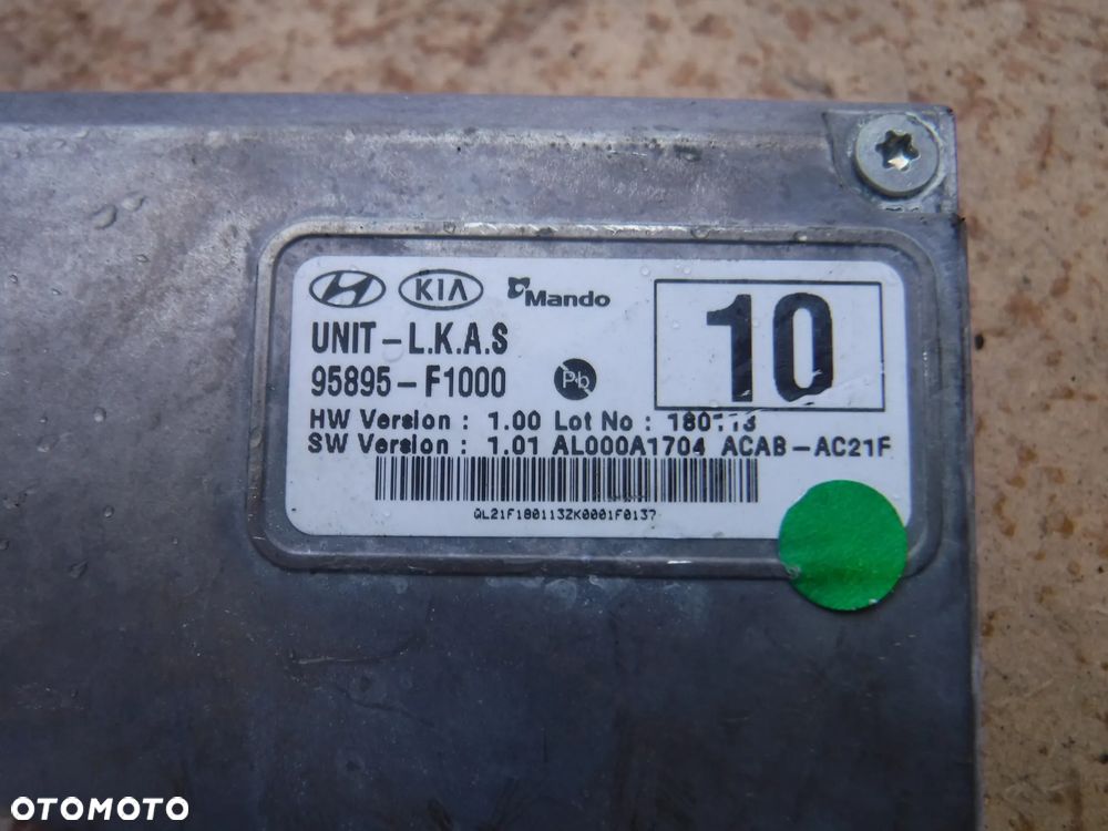 Kia Sportage IV kamera asystent pasa 95895-F1000 - 2