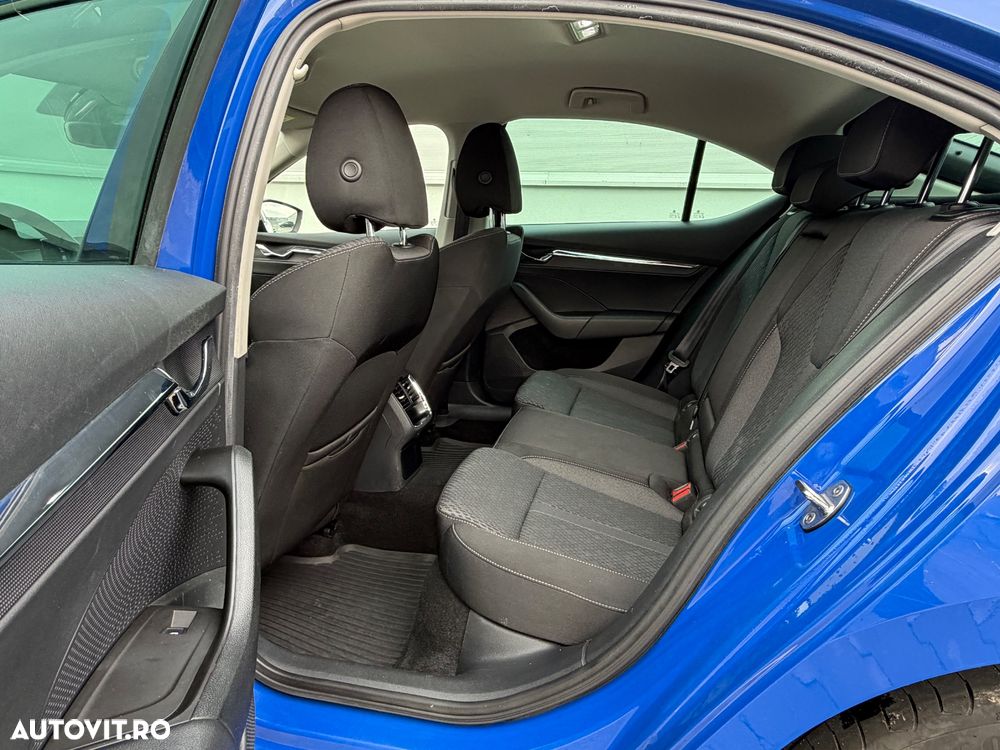 Skoda Octavia 2.0 TDI Style - 16