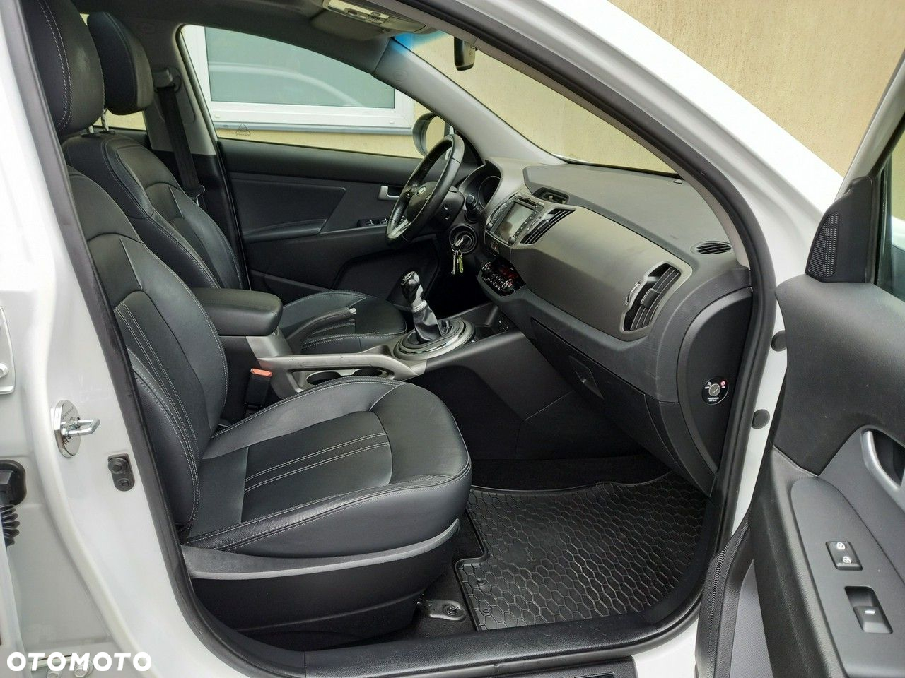Kia Sportage 1.7 CRDI Business Line L 2WD - 23