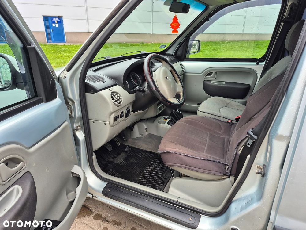 Renault Kangoo 1.6 16V Privilege - 6
