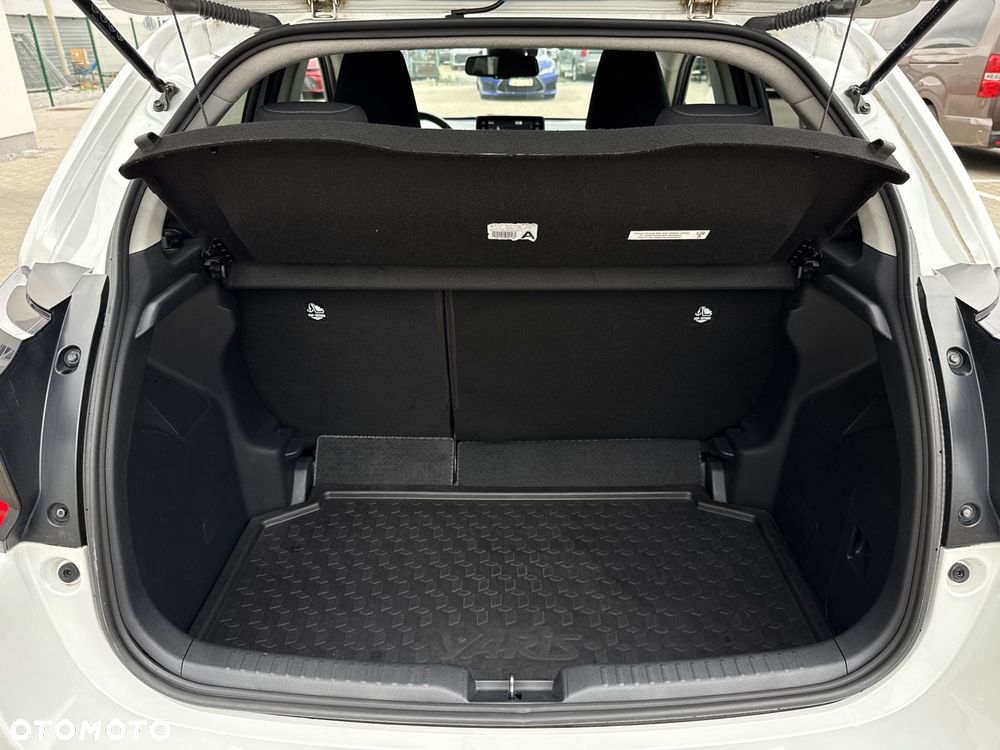 Toyota Yaris Hybrid 1.5 Comfort - 11