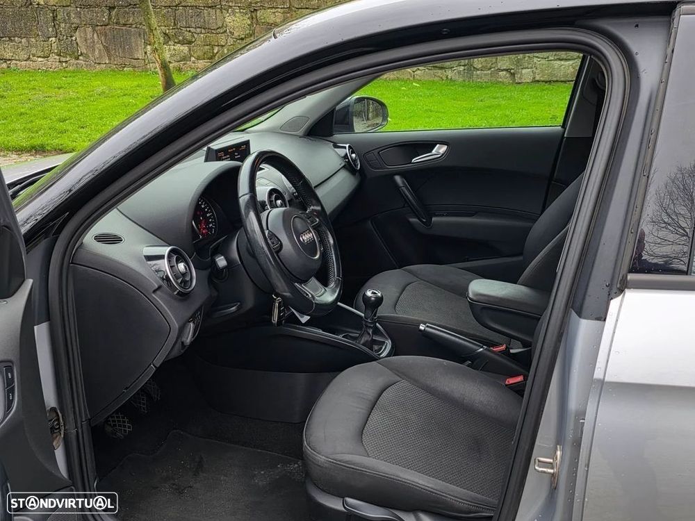 Audi A1 Sportback 1.6 TDI S-line - 9