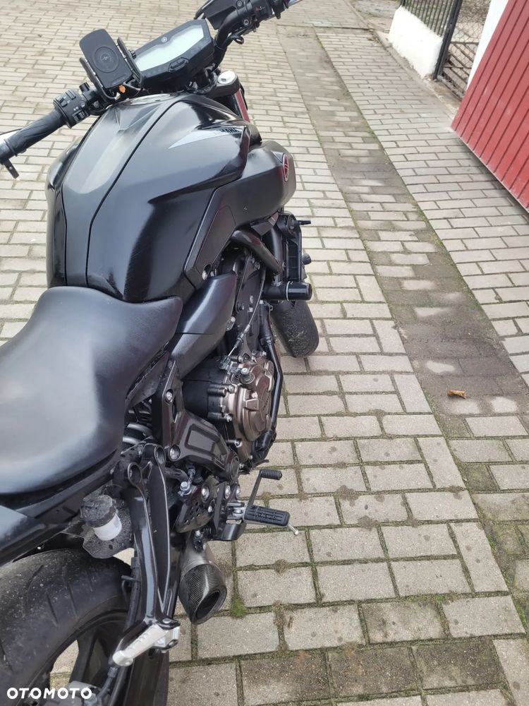 Yamaha MT - 6