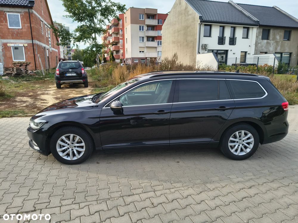 Volkswagen Passat - 2