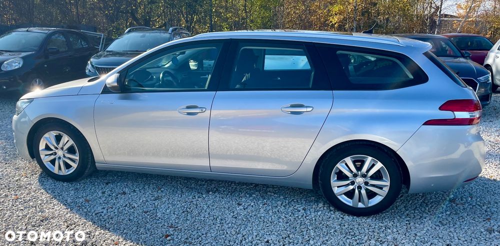 Peugeot 308 BlueHDi 120 Stop & Start Business-Line - 8