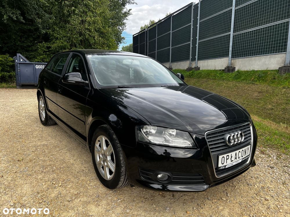 Audi A3 Sportback 1.6 Ambiente - 2